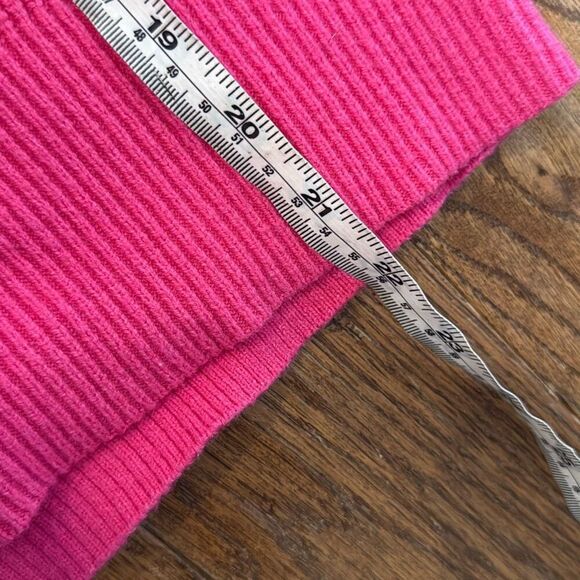 On 34th pink ribbed collared vneck sweater small - Picture 8 of 10